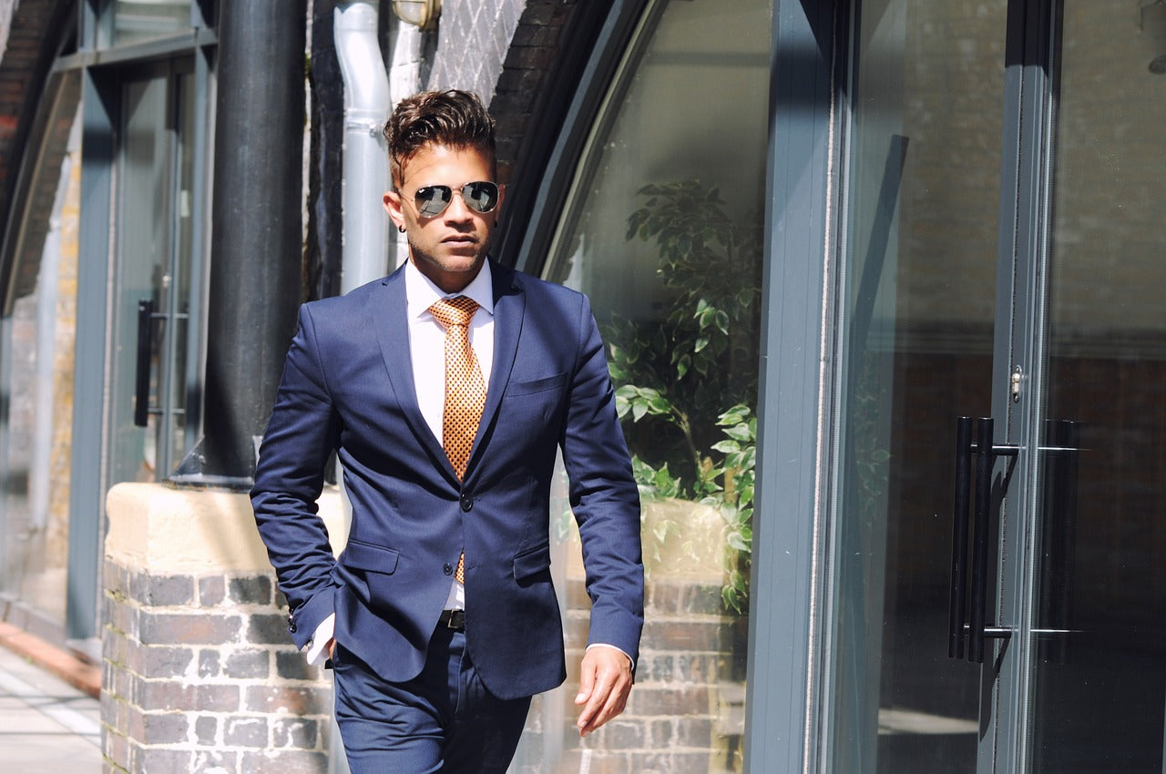 Mastering Men's Style: 5 Outfit Ideas to Elevate Your Wardrobe