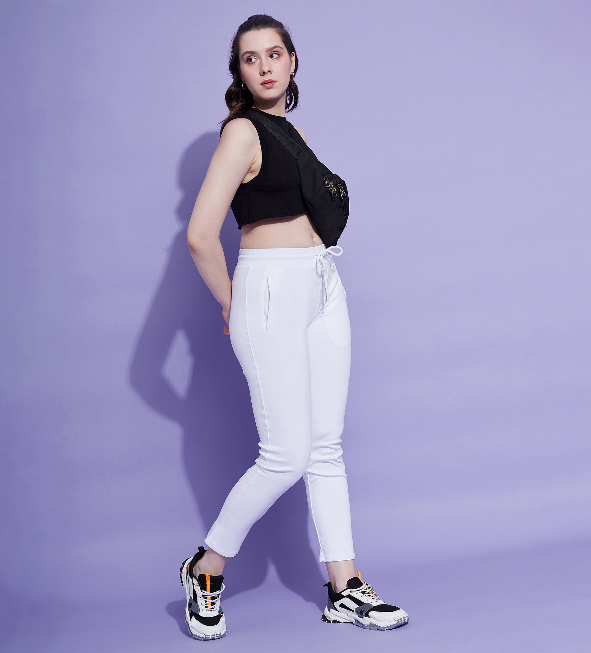 Women White Trackpant With Fraying Extremity