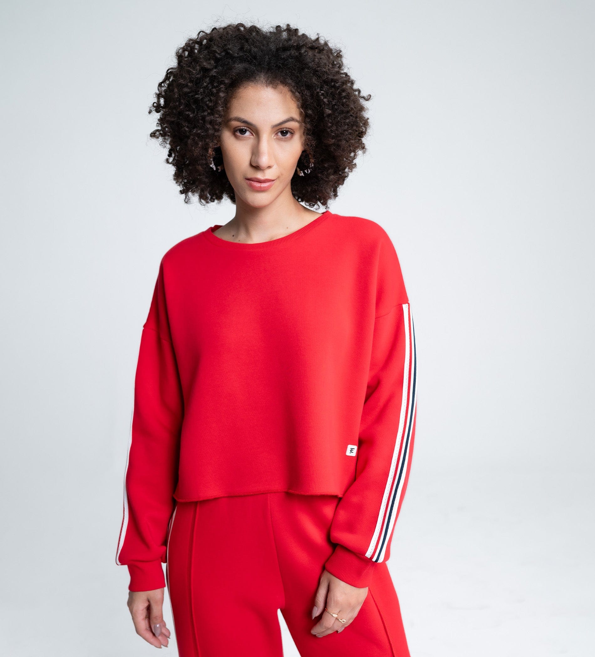 Sweatshirts Solid Sweatshirts Fashion-Forward red Cropped Sweatshirt