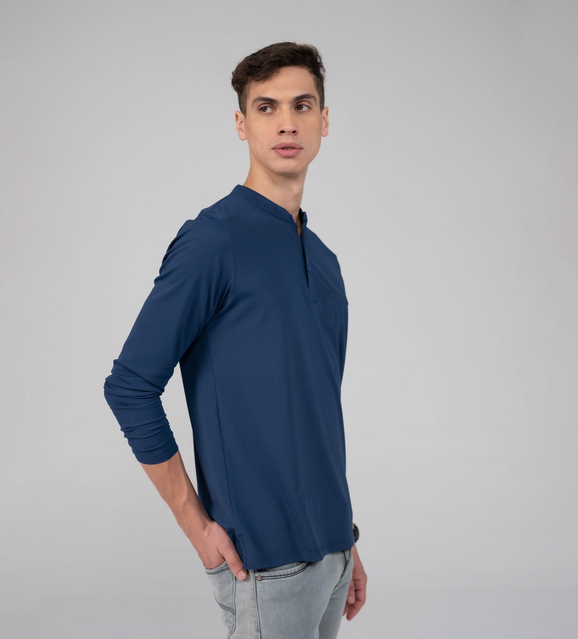 T-Shirts HENLEY T-SHIRT Blue Signature Fit Henley T-shirt