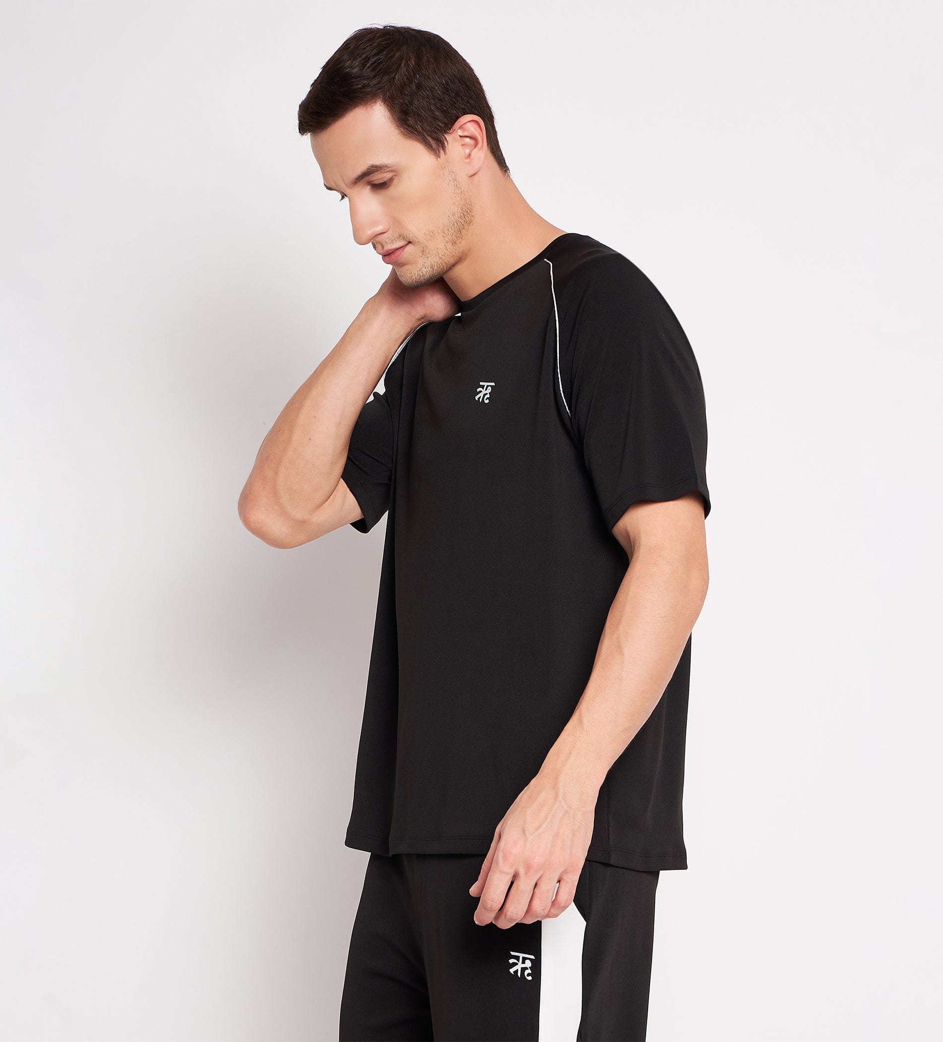 T-shirts T-Shirt Black Raglan Sleeve T-Shirt for Men