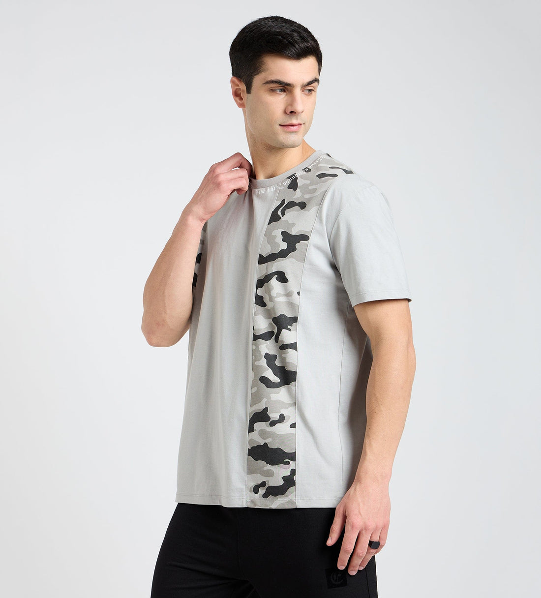 T-shirts T-Shirt Embroidered Camo Whisper T-Shirt