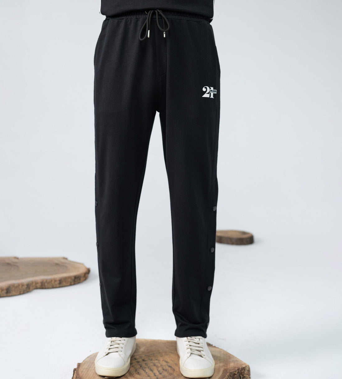 Trackpants STRAIGHT FIT TRACKPANTS Black Snap Detail Track Pants