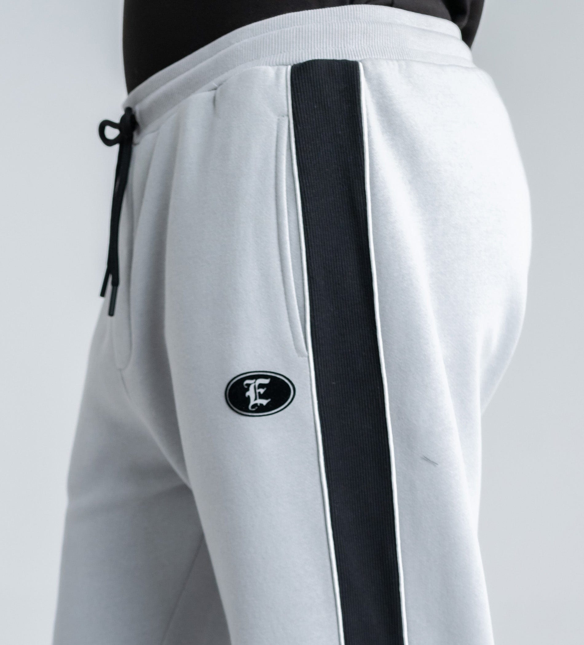 Trackpants STRAIGHT FIT TRACKPANTS Grey fleece fusion trackpant