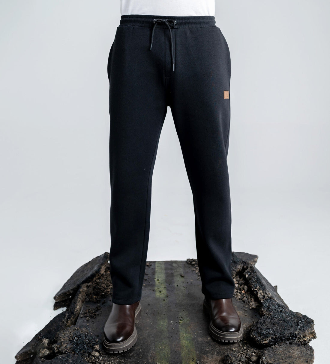 Trackpants STRAIGHT FIT TRACKPANTS Sleek Essentials Trackpants