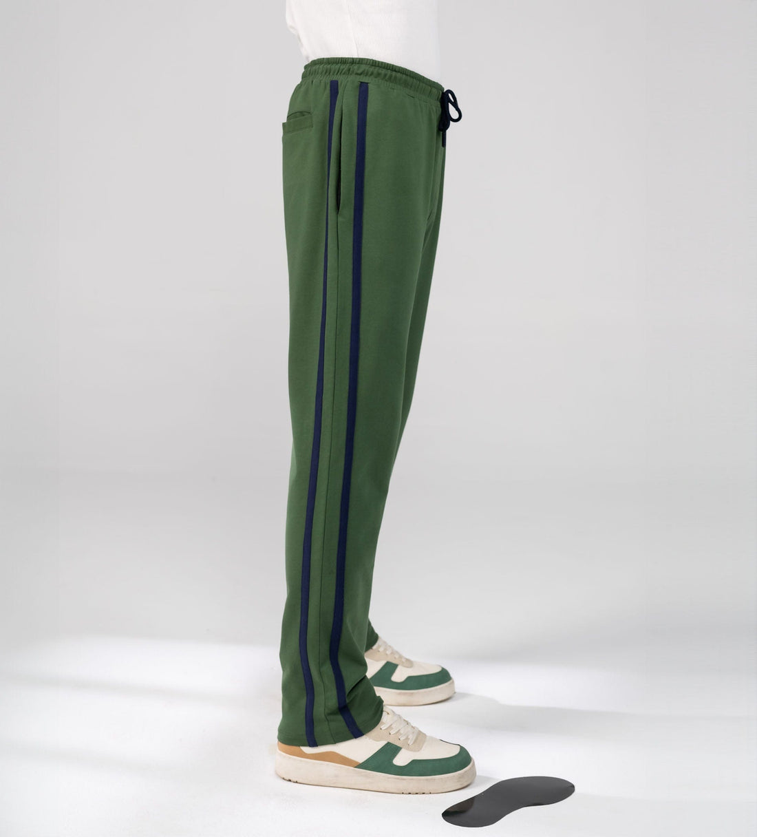 Trackpants STRAIGHT FIT TRACKPANTS versatile olive trackpant mens