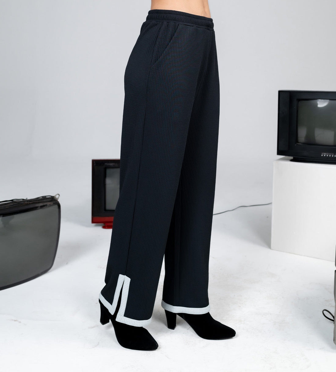 Trackpants Wide Leg Trackpant Black Grid waffle wide leg trackpant